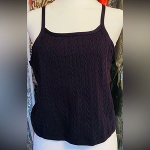 525 America Cable Tank NWOT